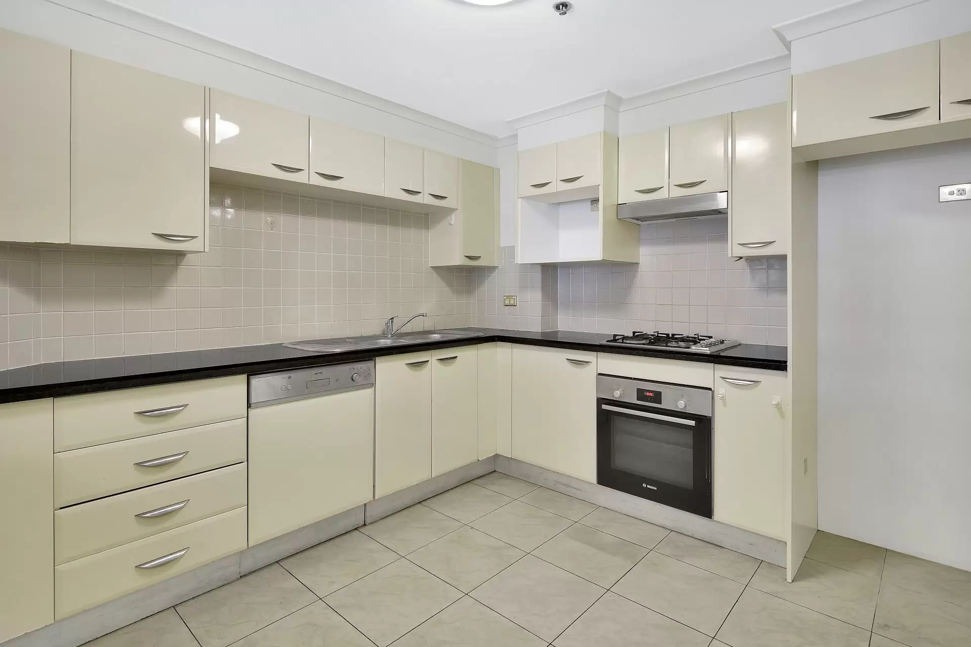 62/1 Katherine Street, Chatswood For Lease by Shead Property - image 1