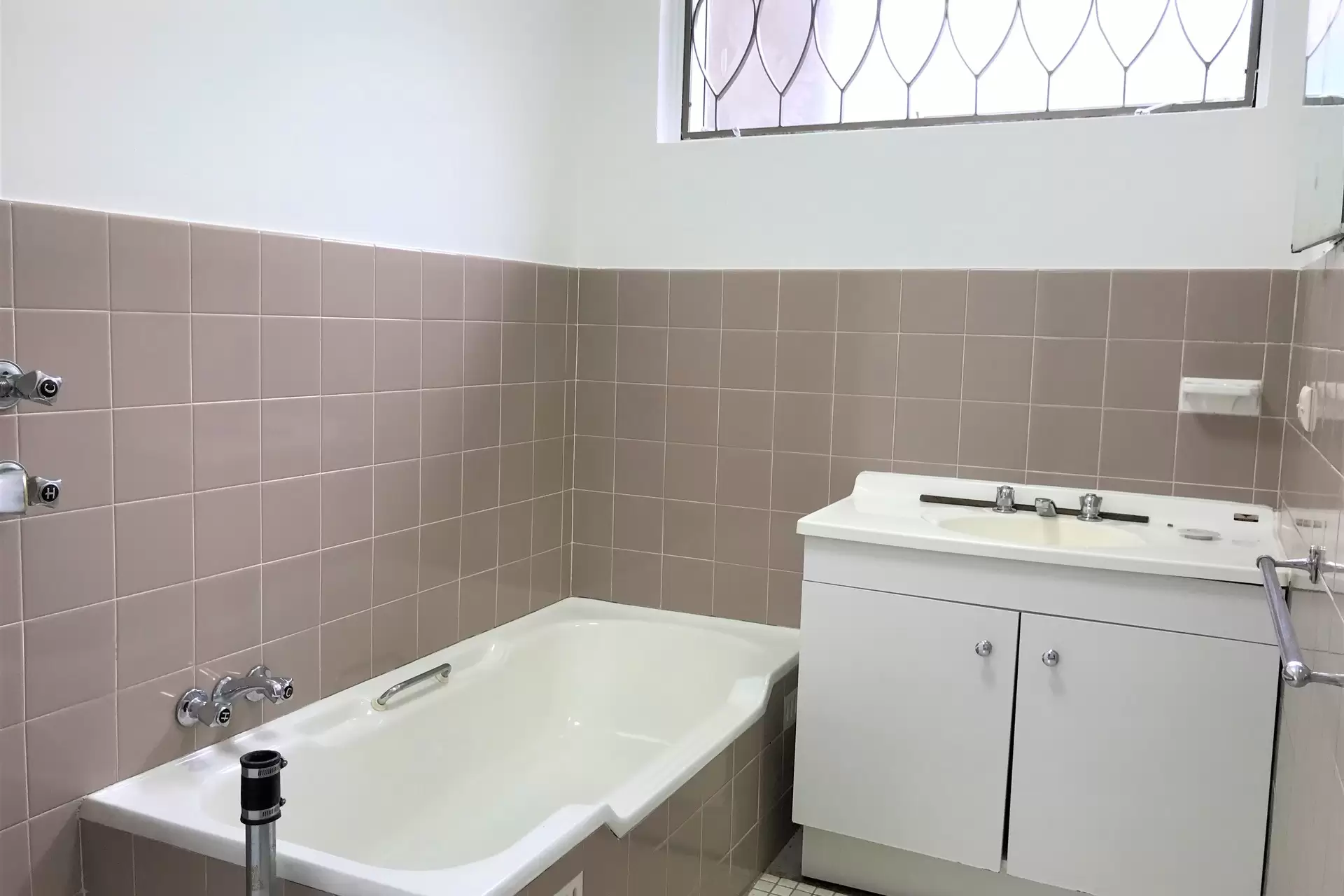 28/18 Carr Street, Waverton For Lease by Shead Property - image 1