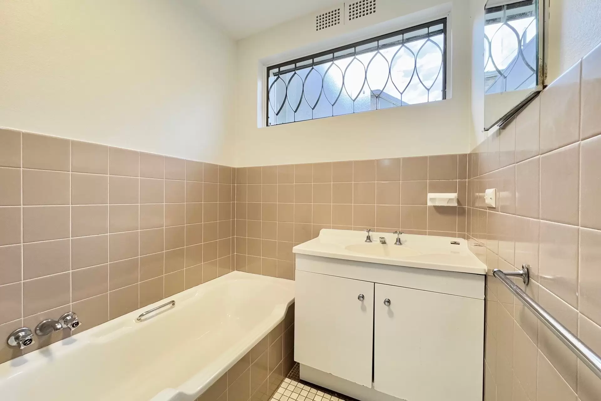 28/18 Carr Street, Waverton For Lease by Shead Property - image 1