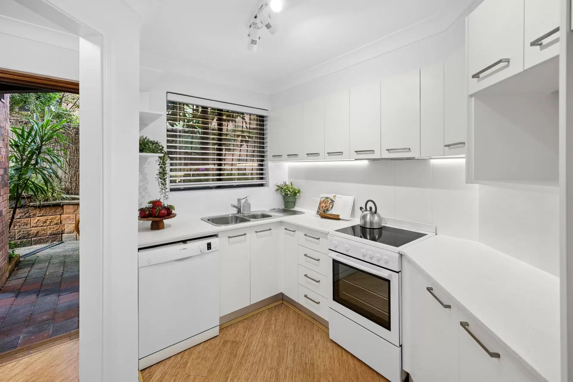 5/1C Christie Street, Wollstonecraft Auction by Shead Property - image 1