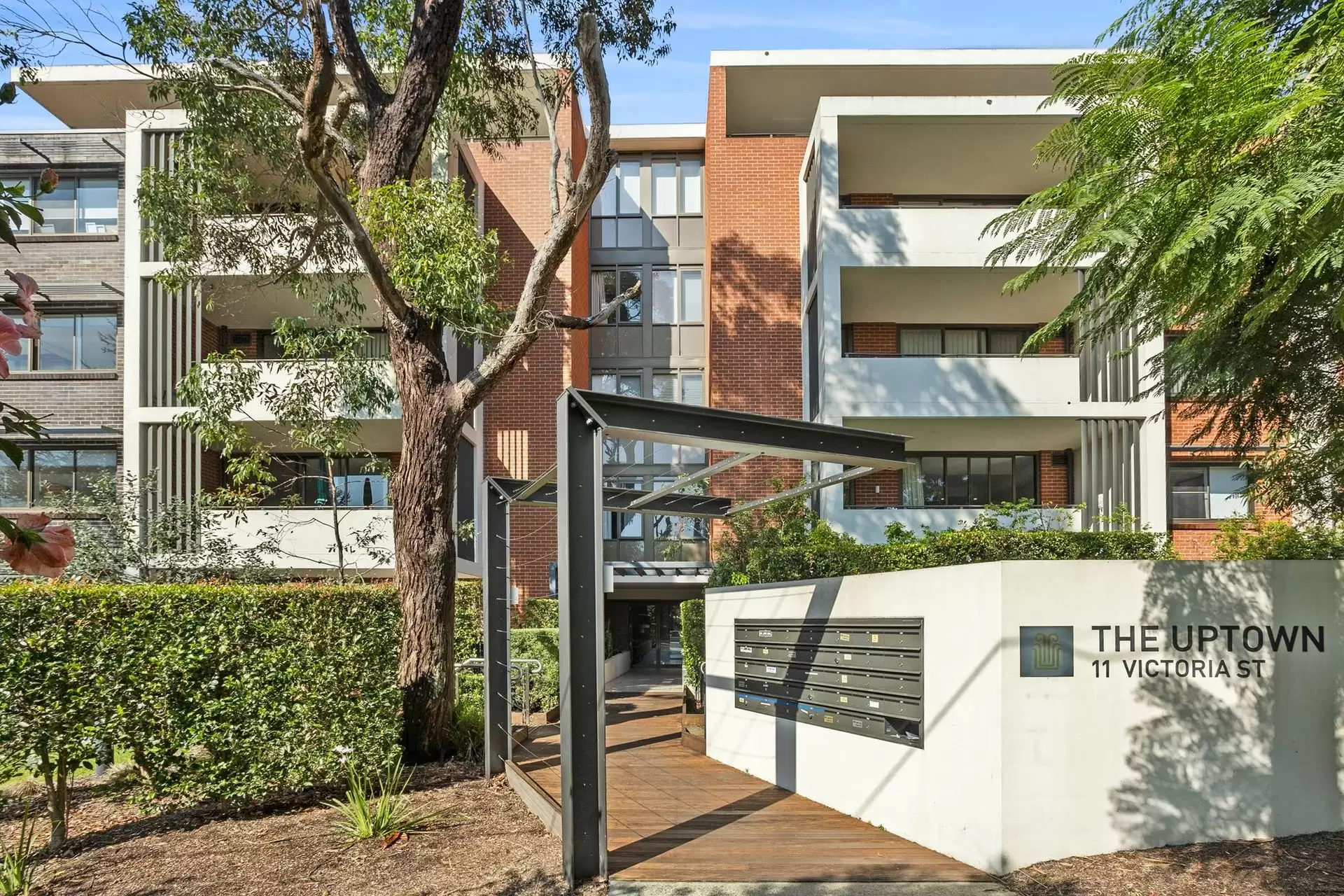 1/11 Victoria Street, Roseville Auction by Shead Property - image 1