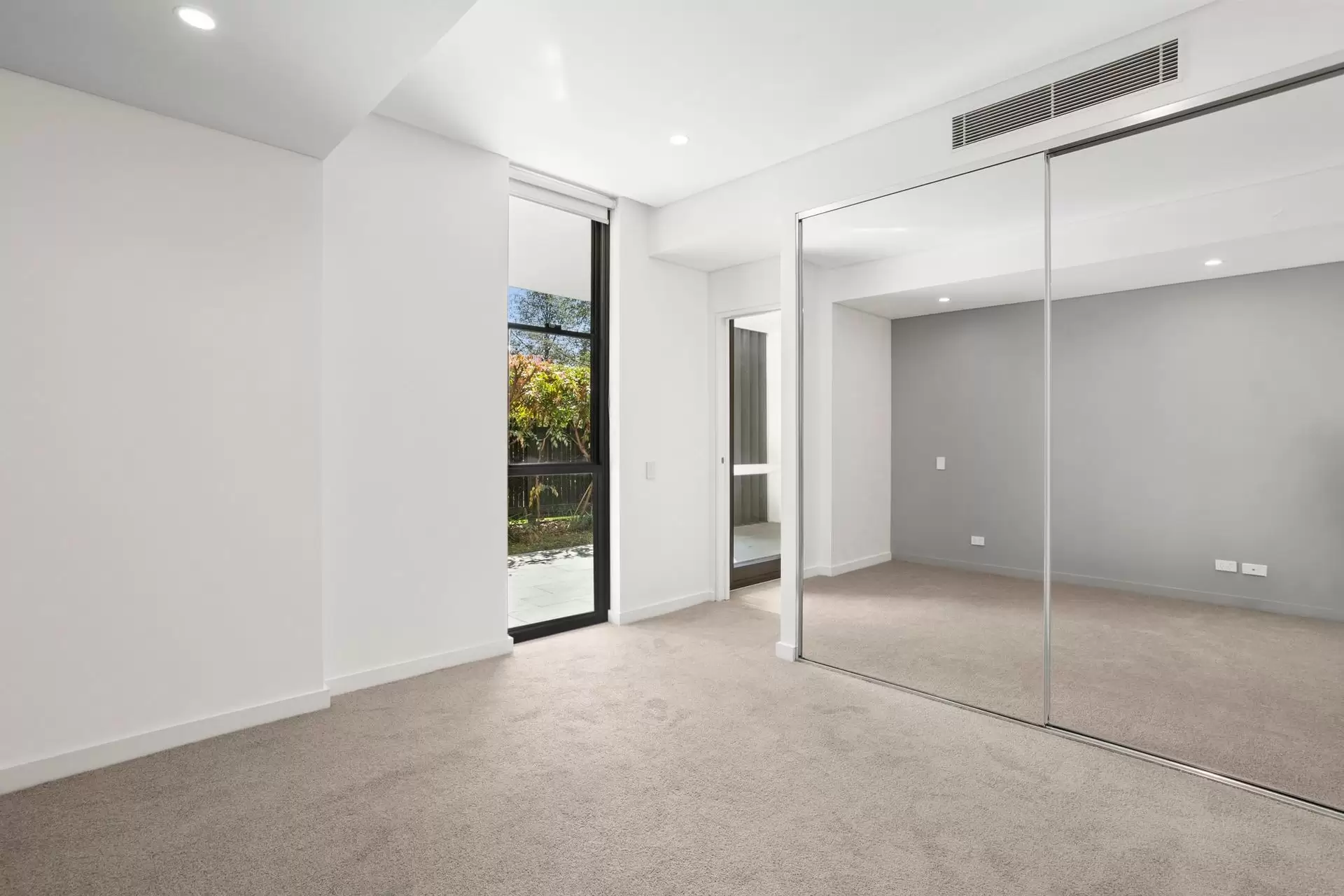 1/11 Victoria Street, Roseville Auction by Shead Property - image 1