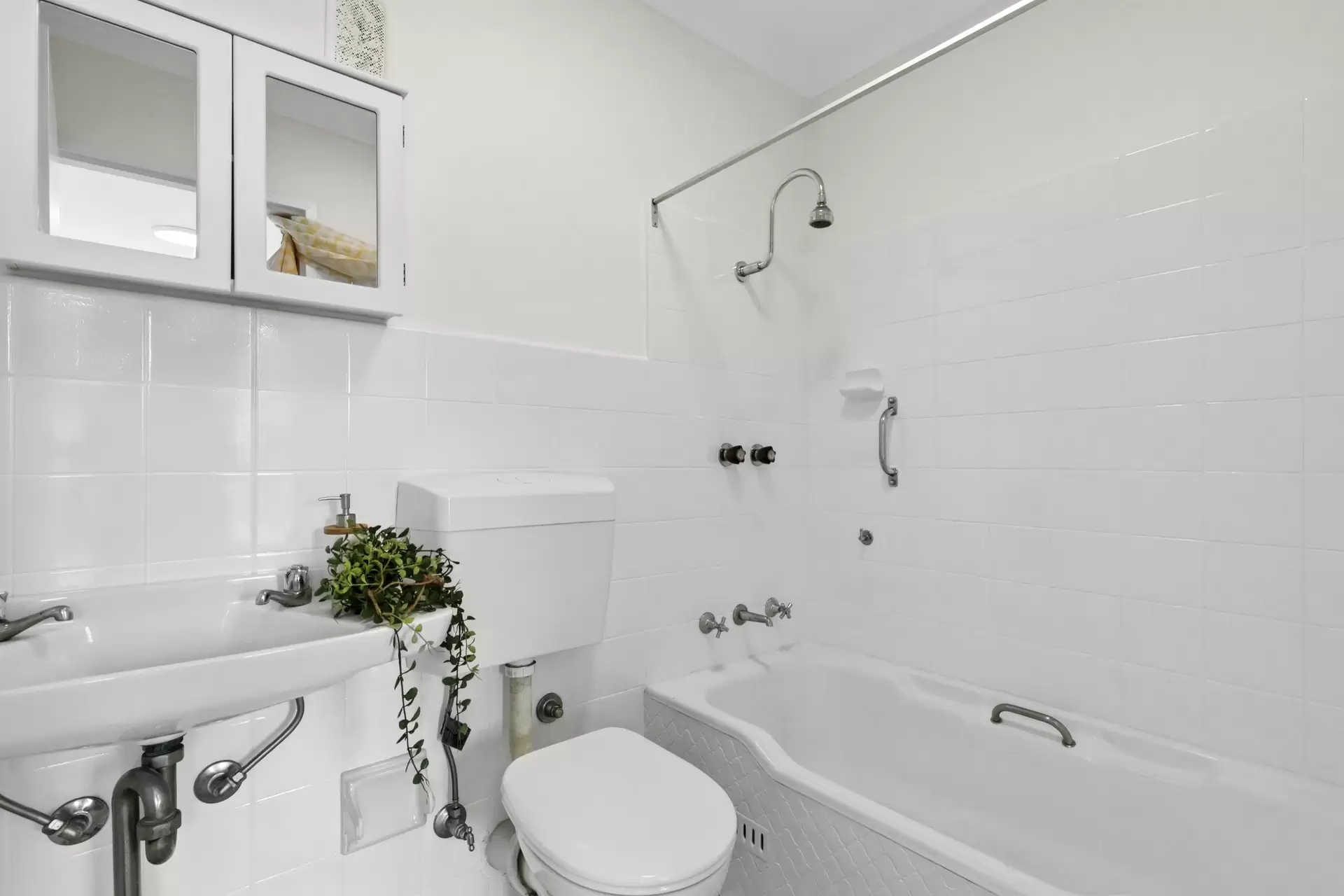 44/16-22 Devonshire Street, Chatswood Auction by Shead Property - image 1