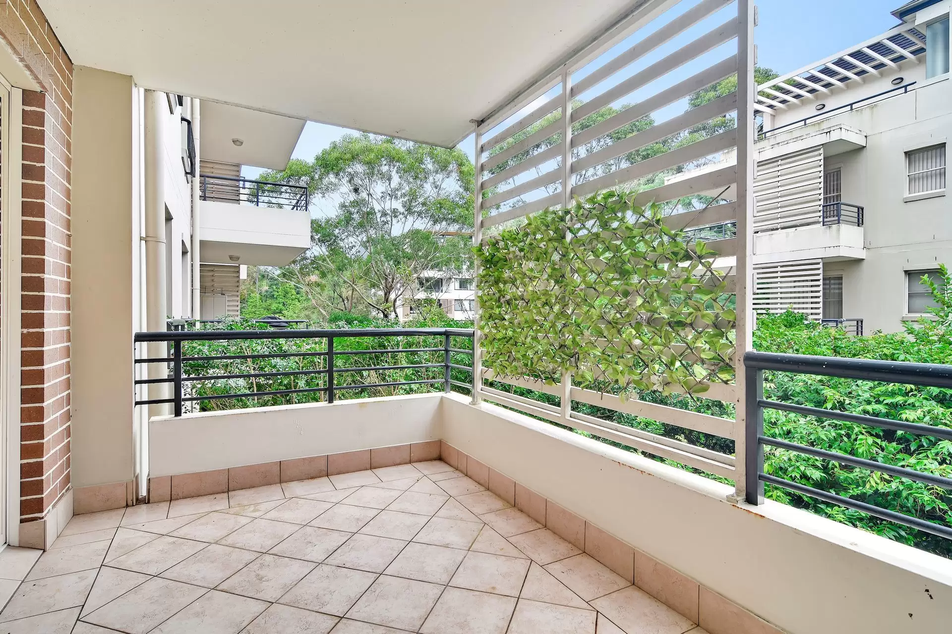 Chatswood Leased by Shead Property - image 1