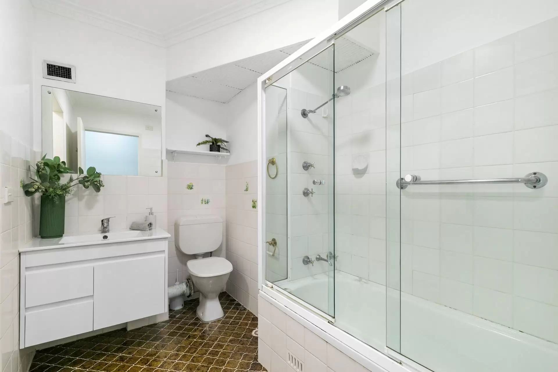 7D/8-12 Sutherland Road, Chatswood Sold by Shead Property - image 1