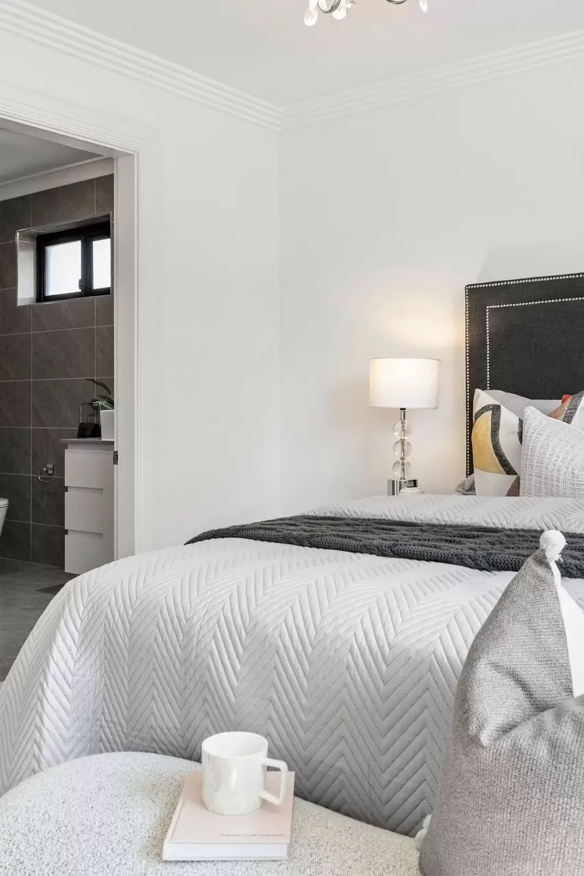 17 Small Street, Willoughby Sold by Shead Property - image 1