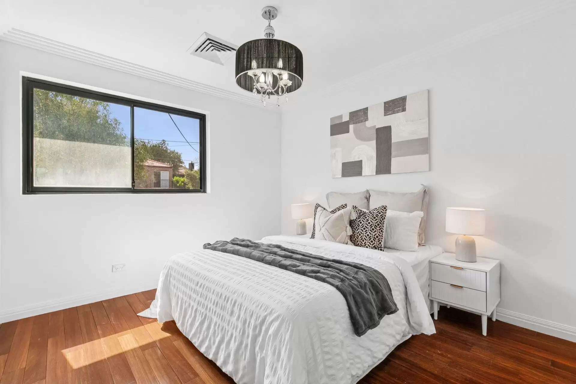 17 Small Street, Willoughby Sold by Shead Property - image 1