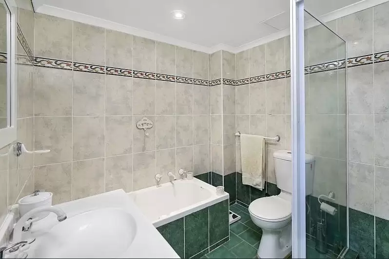 Point Frederick Leased by Shead Property - image 1