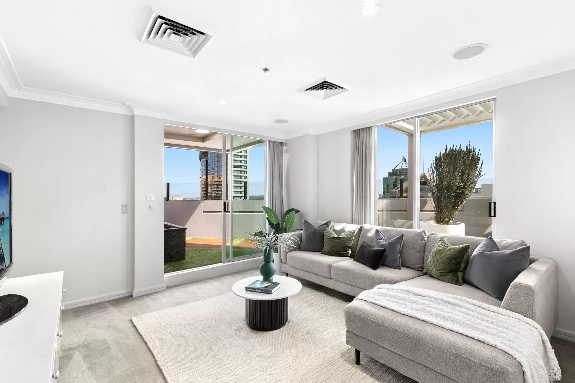 Chatswood Leased by Shead Property - image 1