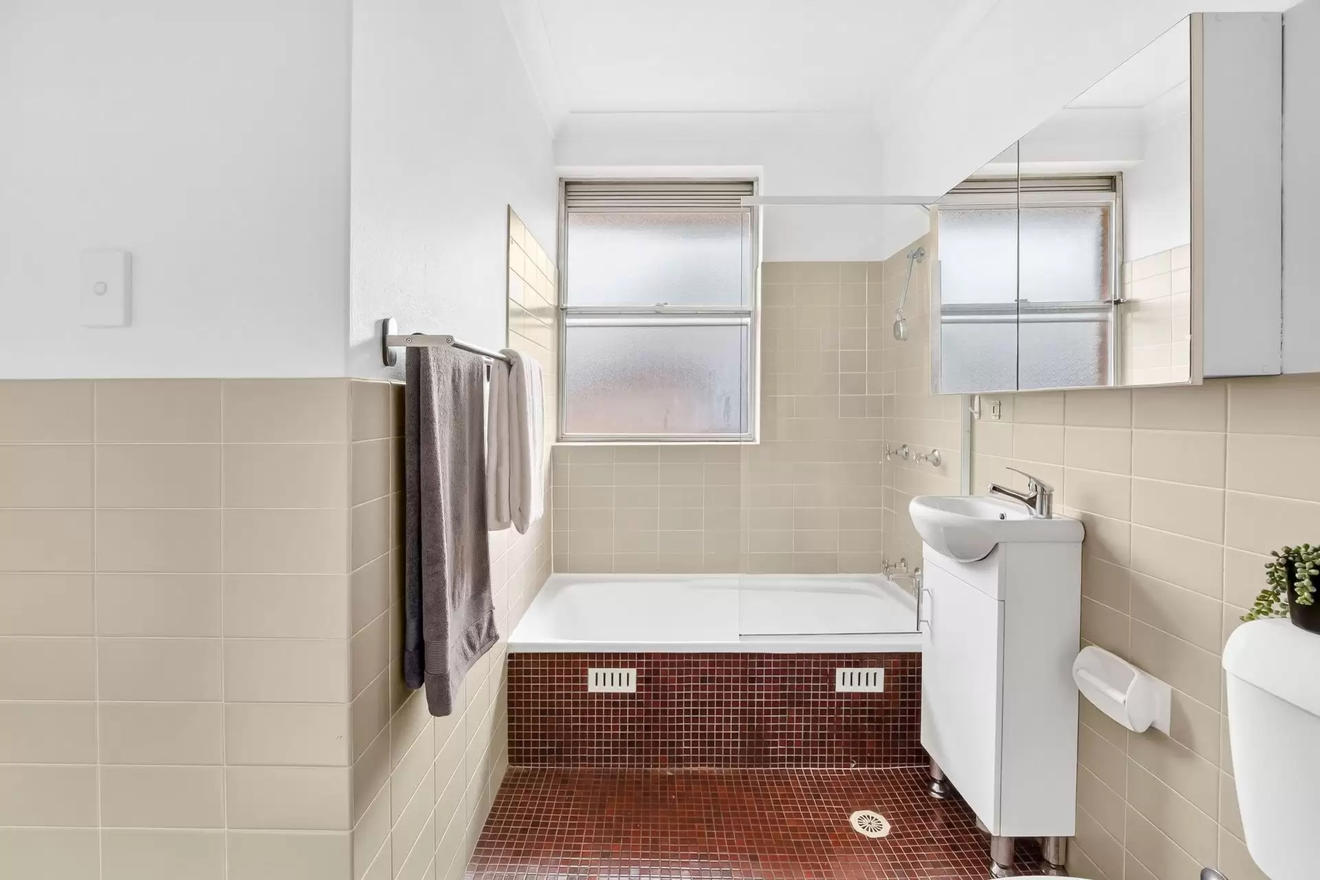 Artarmon Leased by Shead Property - image 1