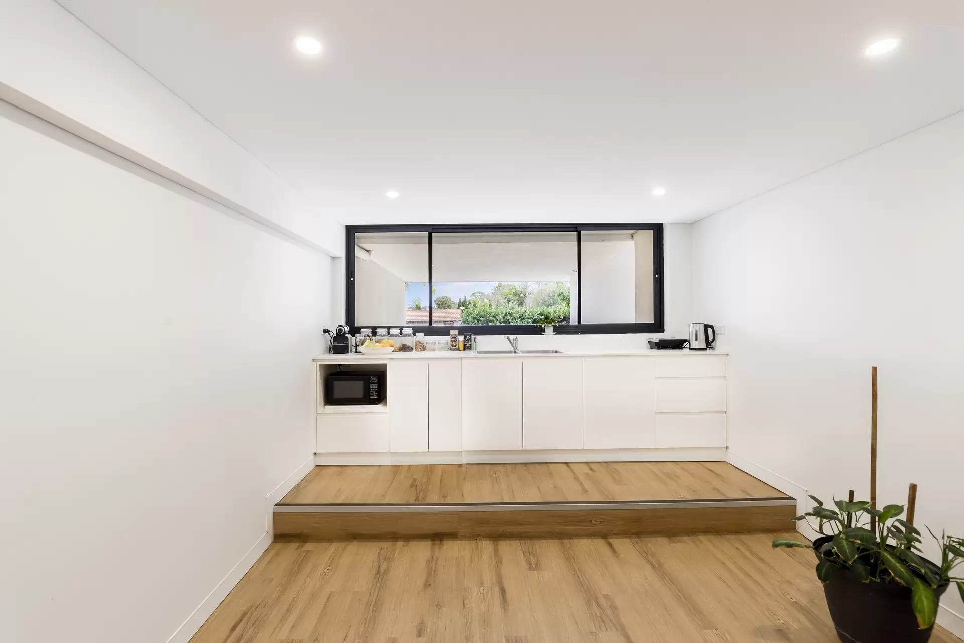 Shop 1/54-56 Strathallen Avenue, Northbridge For Sale by Shead Property - image 1