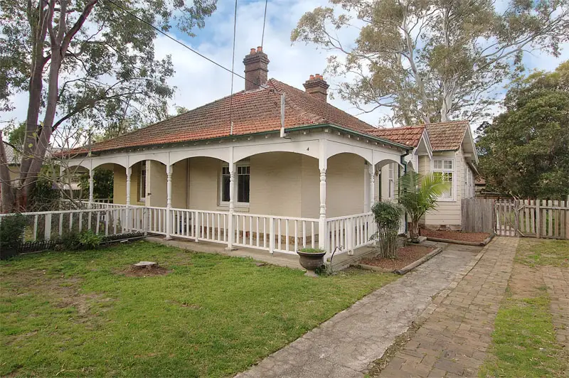 4 Crabbes Avenue, Willoughby Sold by Shead Property - image 1