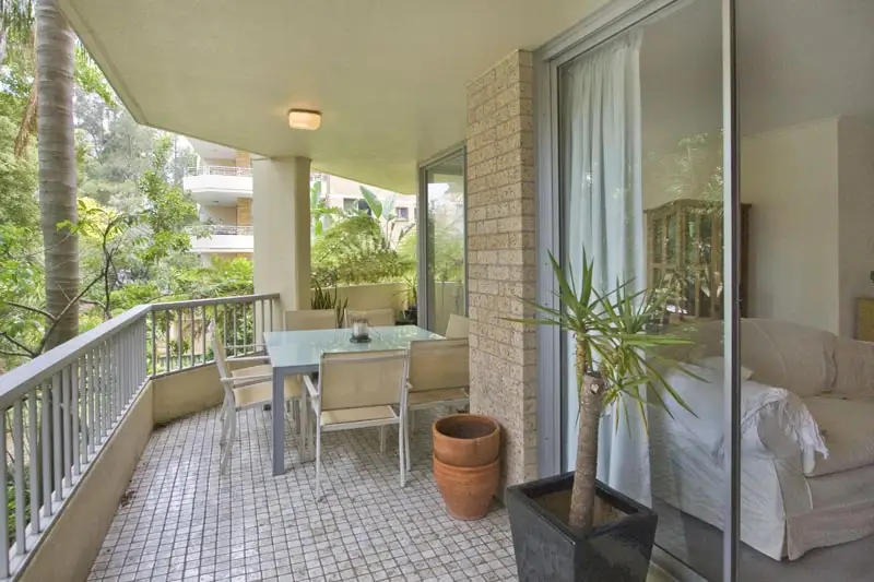 6/25 Johnson Street, Chatswood Sold by Shead Property - image 1