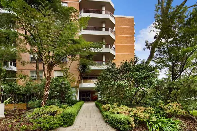 2/1 Broughton Road, Artarmon Sold by Shead Property - image 1