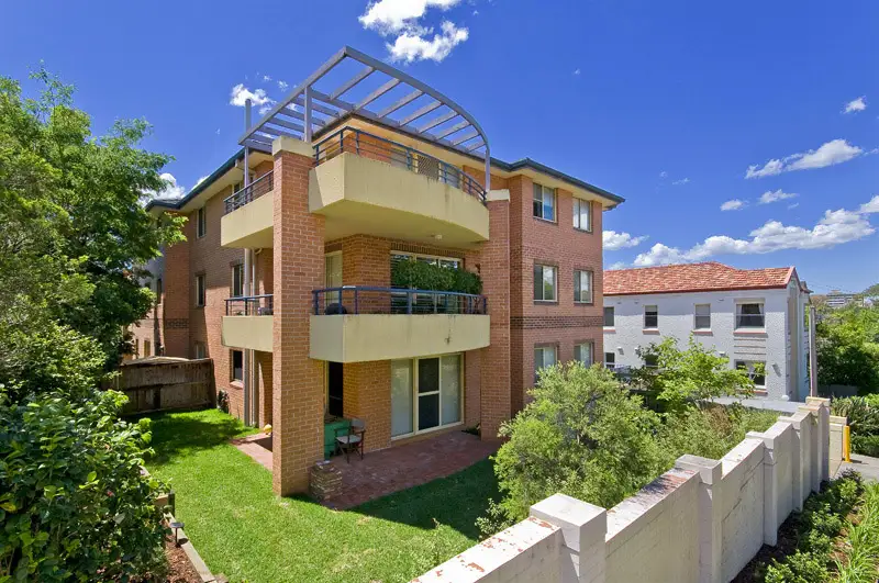 8/117 Hampden Road, Artarmon Sold by Shead Property - image 1