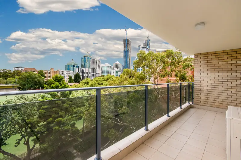 40/35 Orchard Road, Chatswood Sold by Shead Property - image 1