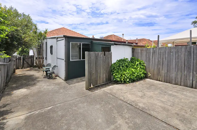 63 Atchison Street, Crows Nest Sold by Shead Property - image 1