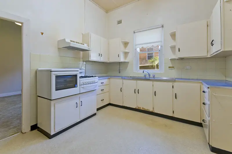 4 Albert Avenue, Chatswood Sold by Shead Property - image 1