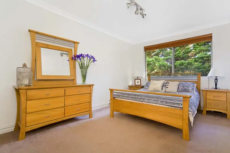5/8 Brand Street, Artarmon Sold by Shead Property - image 1
